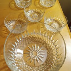 Vintage Arcoroc Diamond Starburst Five 5" Bowls One 9"  Serving Bowl