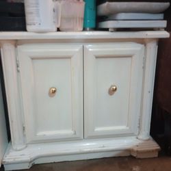 One Nightstand With Two Shelving Inside Included White Goes With The Bed Set Or Separate