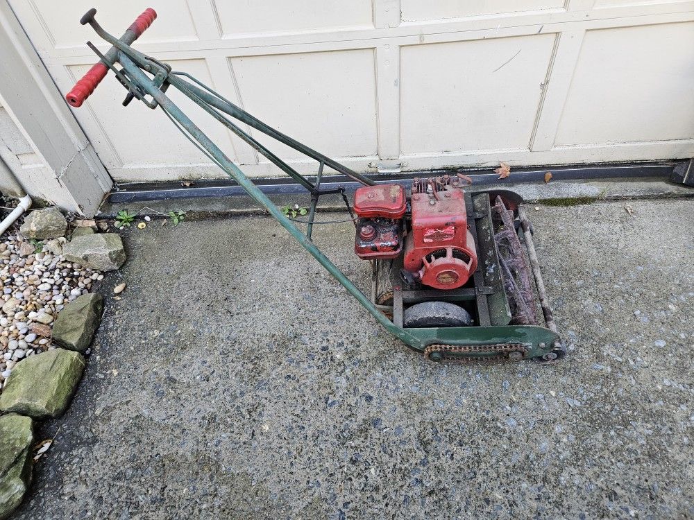 20" Reel Cut Lawn Mower Needs Repair 