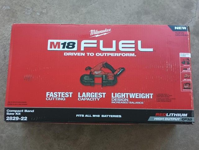 Millwuake M18 Band Saw 