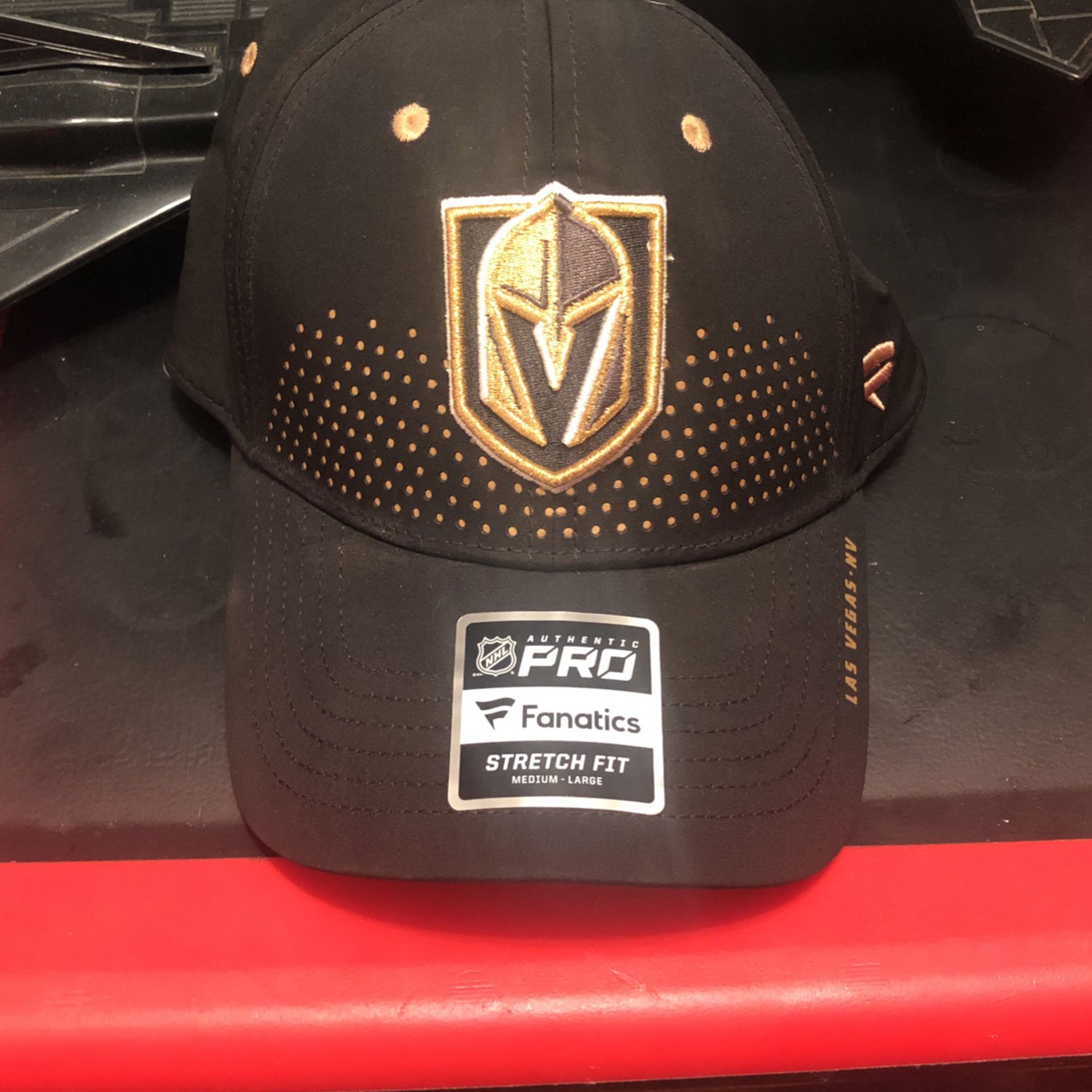 Vegas Golden Knights Hat NHL Size M/L Flex fit 
