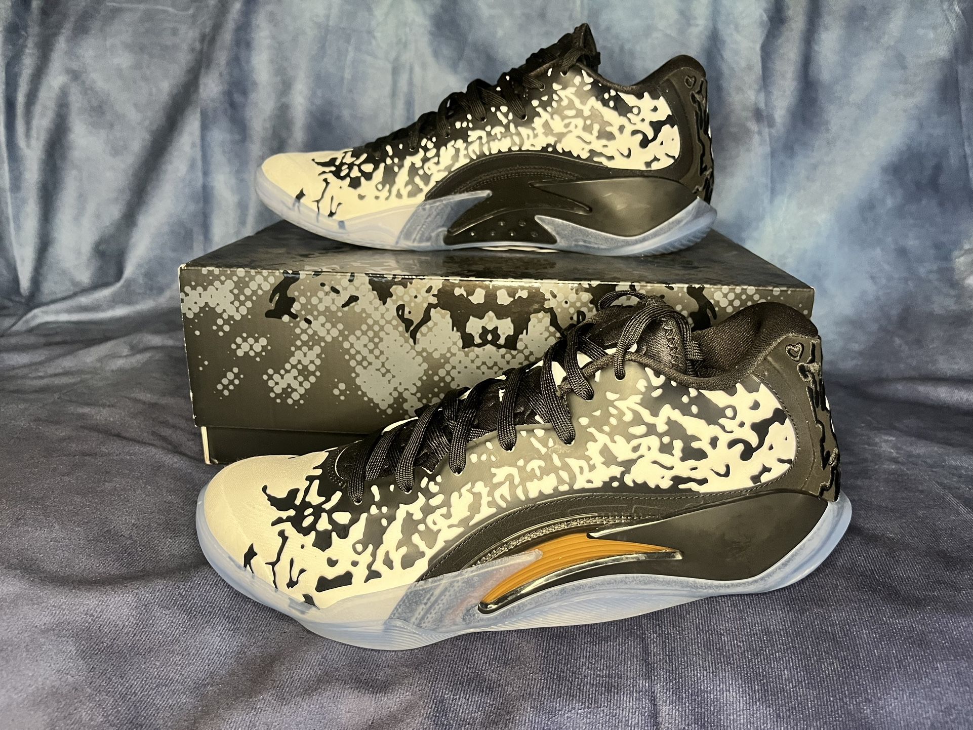 Jordan Zion 3 Black/White