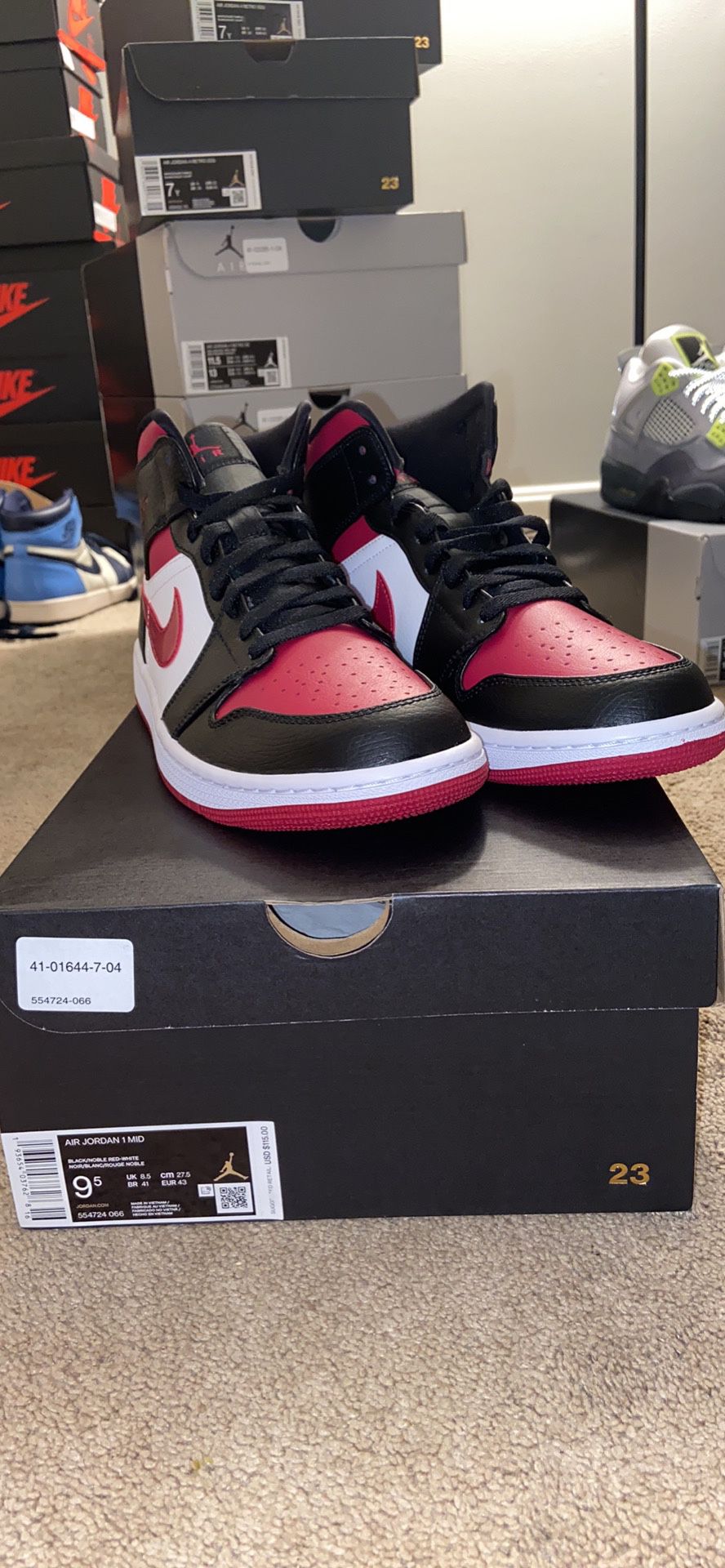 Jordan 1 Mid Bred Toes!! Great Price!! Size 9.5