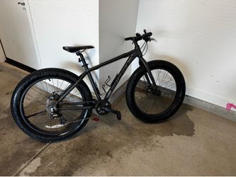 NorthRock XC00 Mountain Bike