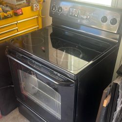 GE Electric Range 