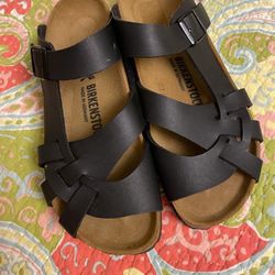 BIRKENSTOCK Sandals