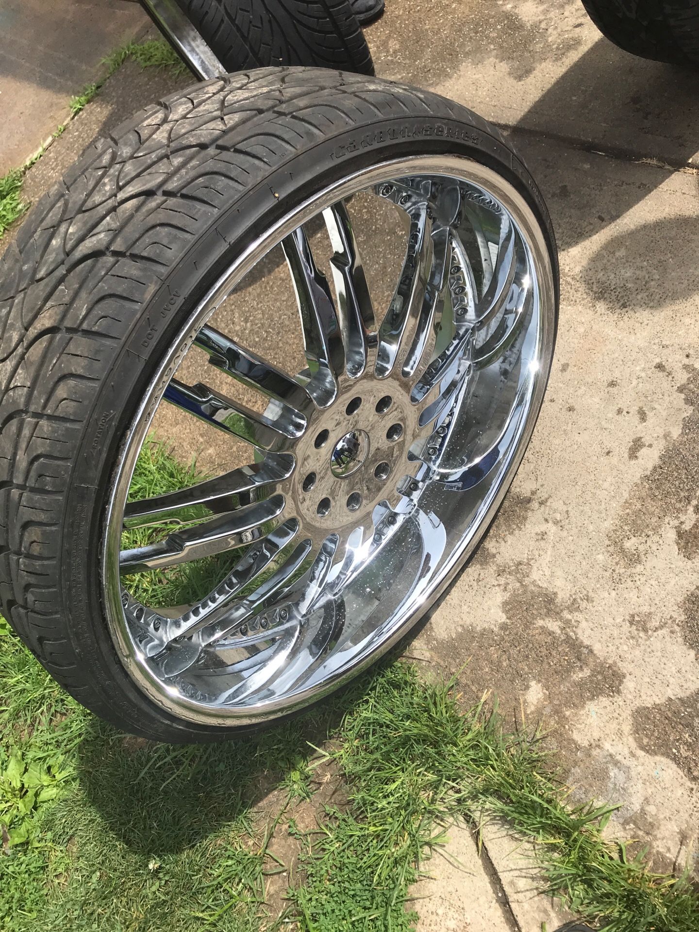 Giovanni 30 inch rims