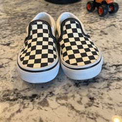 Kids Vans Size 10.5 Brand New 