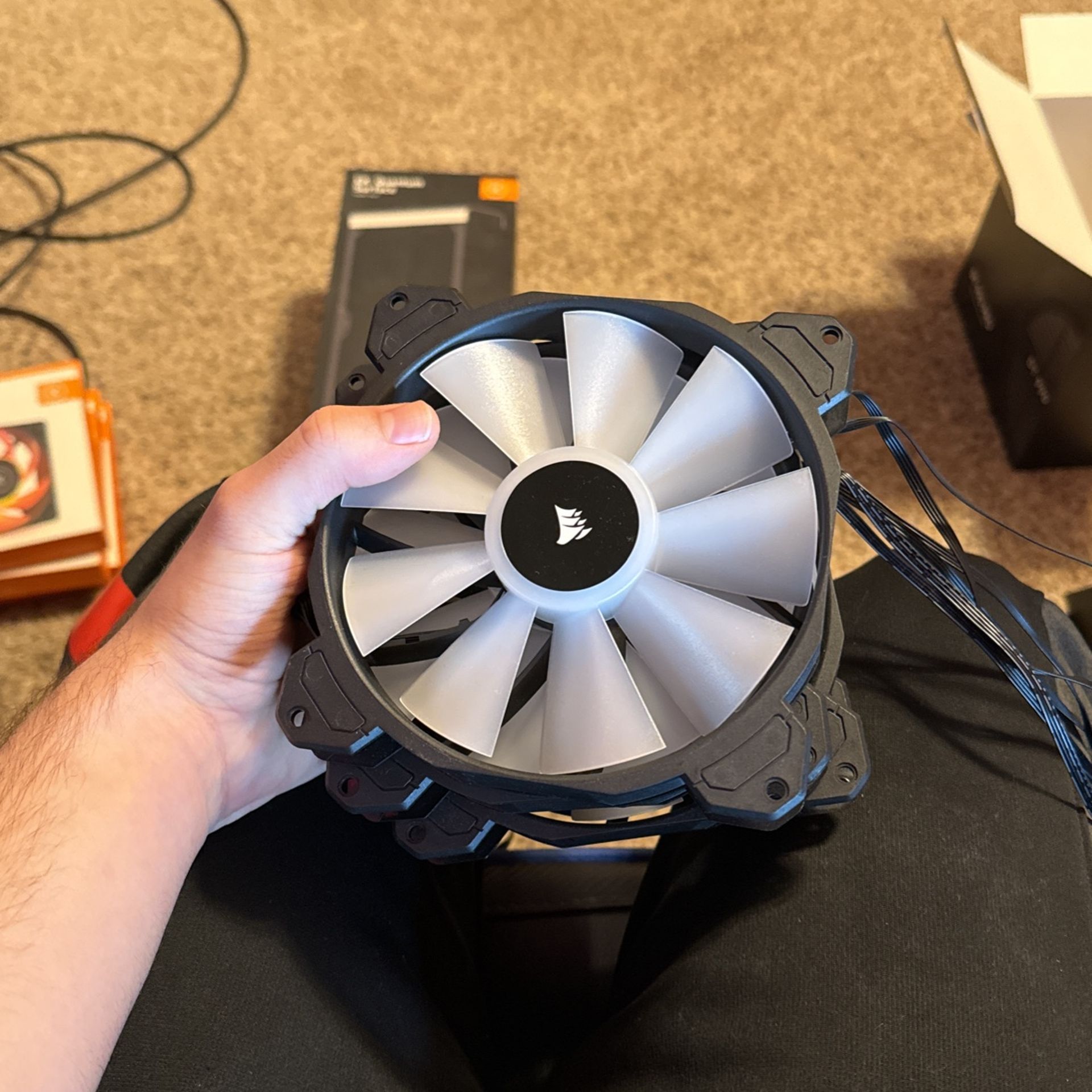 4x 140mm Corsair iCUE SP140 With Corsair Fan Controller