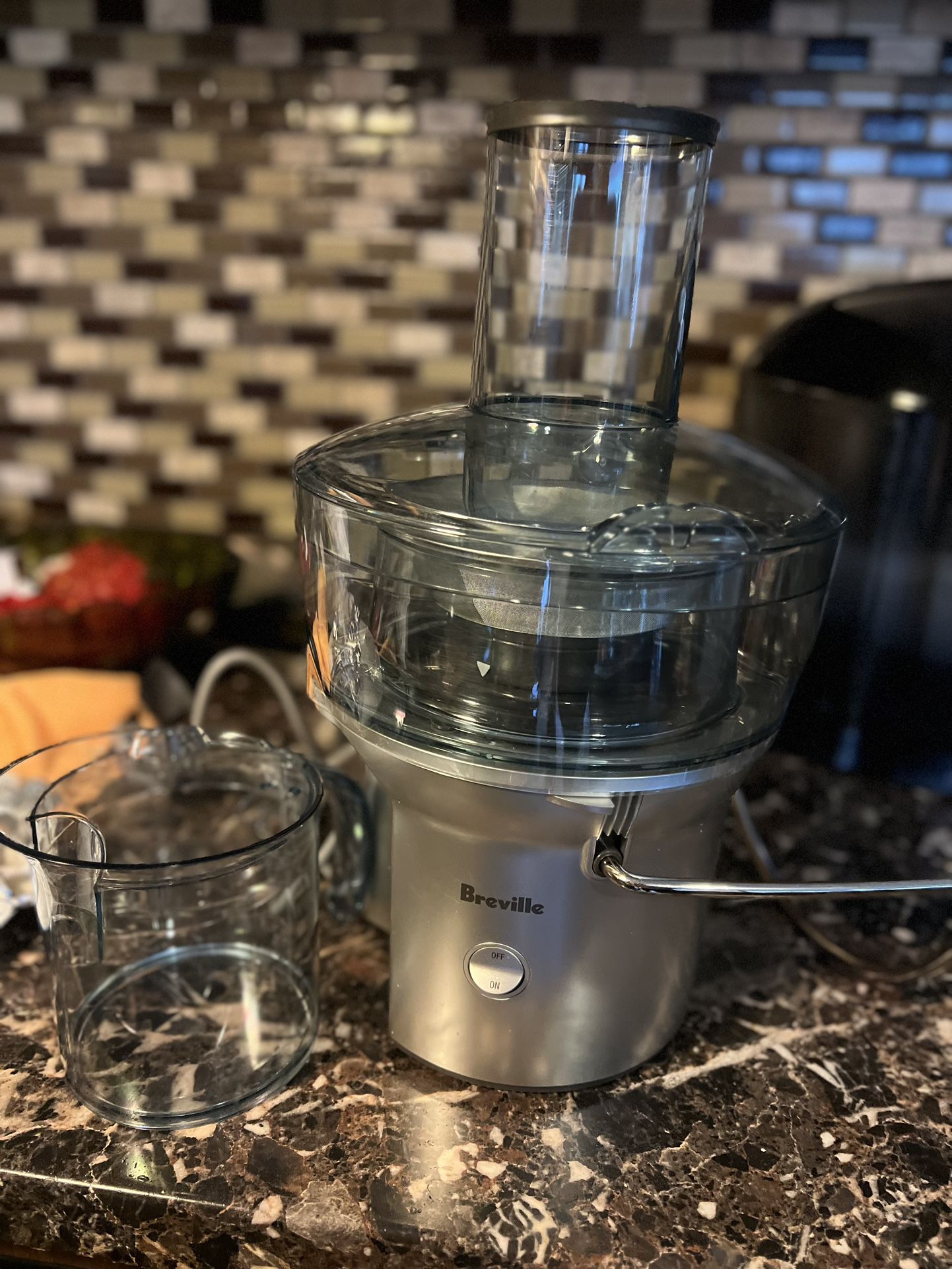 Used One Time Only! Breville Juice Fountain Compact