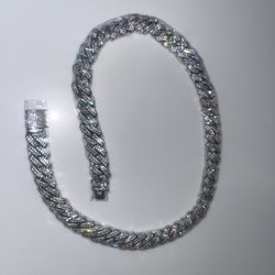 Silver VVS CZ Cuban Link chain 