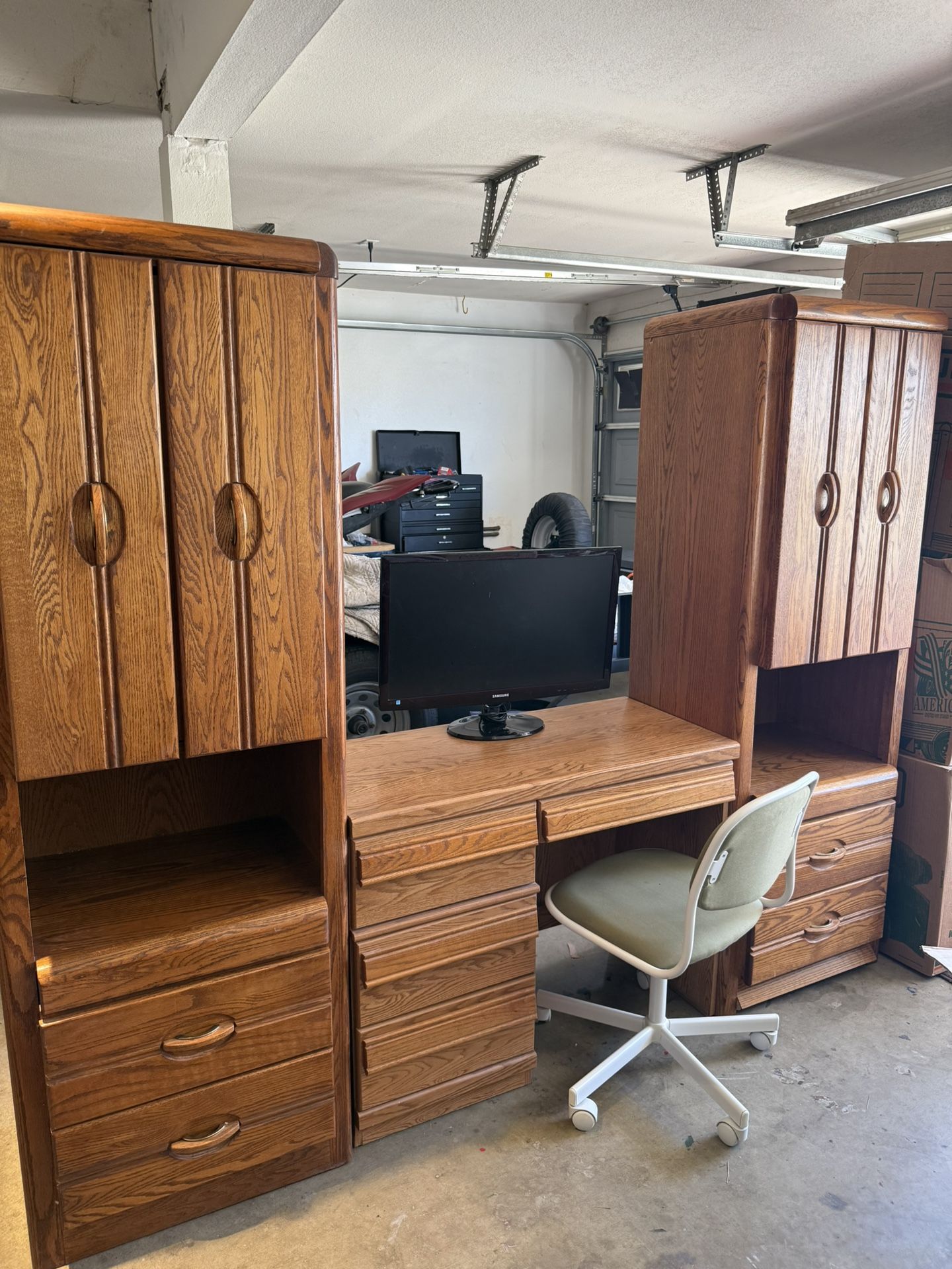 Complete Workspace for Child w/ Oak Bookshelves, Computer Desk & Chair, and HD Monitor