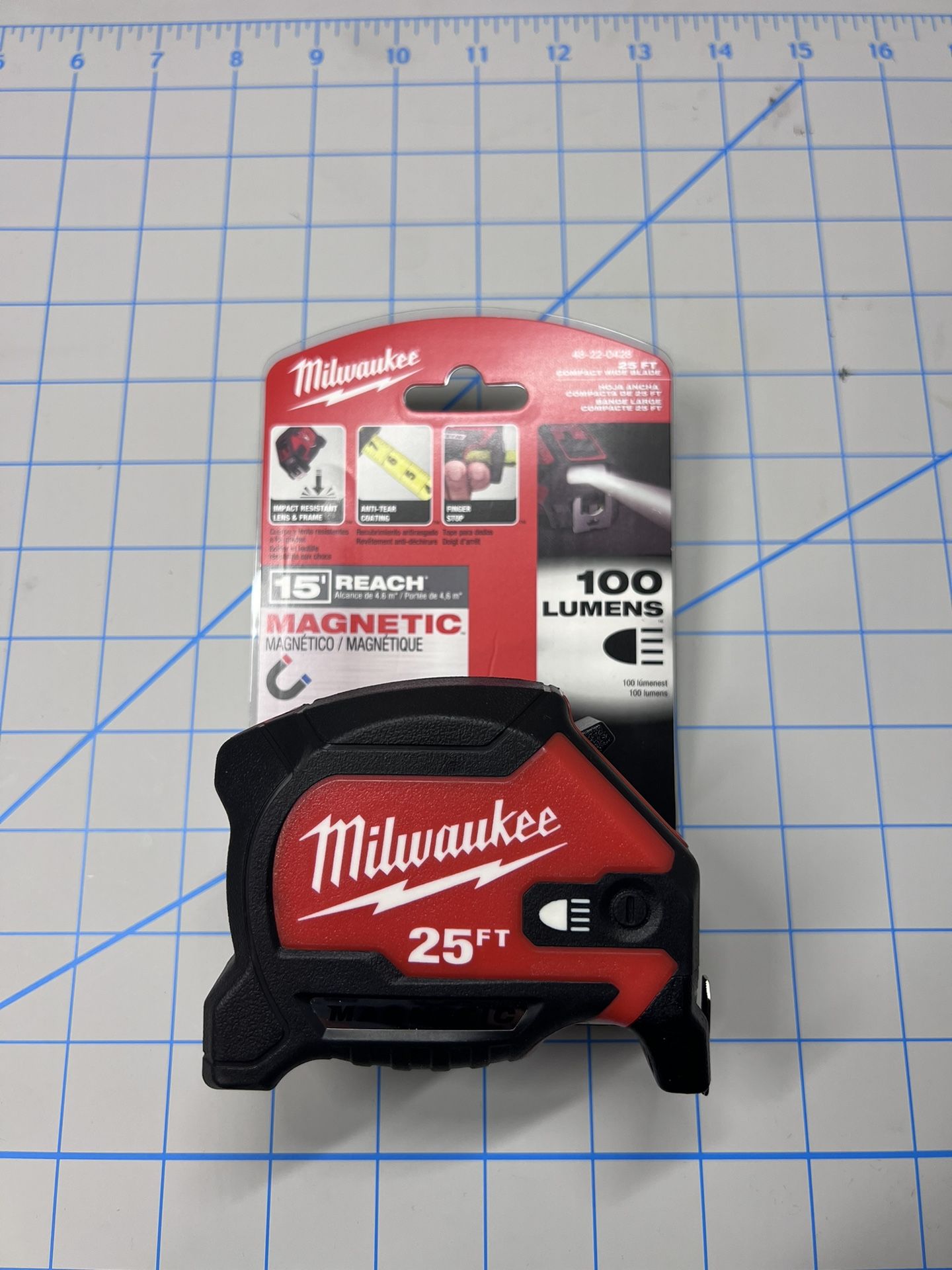Milwaukee 25ft Tape Measure With LED 48-22-0428