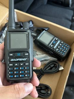 Walkie talkie