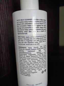 Milk face cleanser