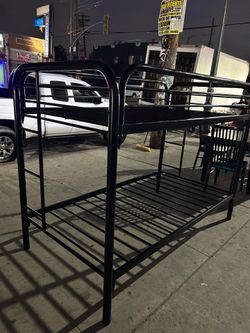 Mental twin size bunk beds