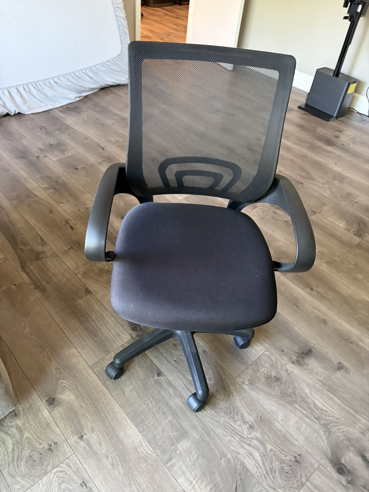 Black Rolling Office Chair