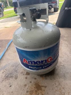 2 empty propane tanks