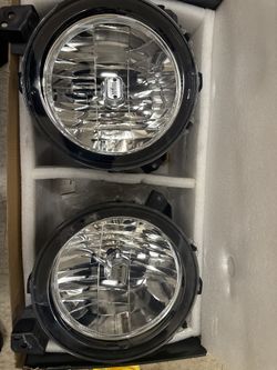2022 jeep Gladiator Mopar OEM Head Lights