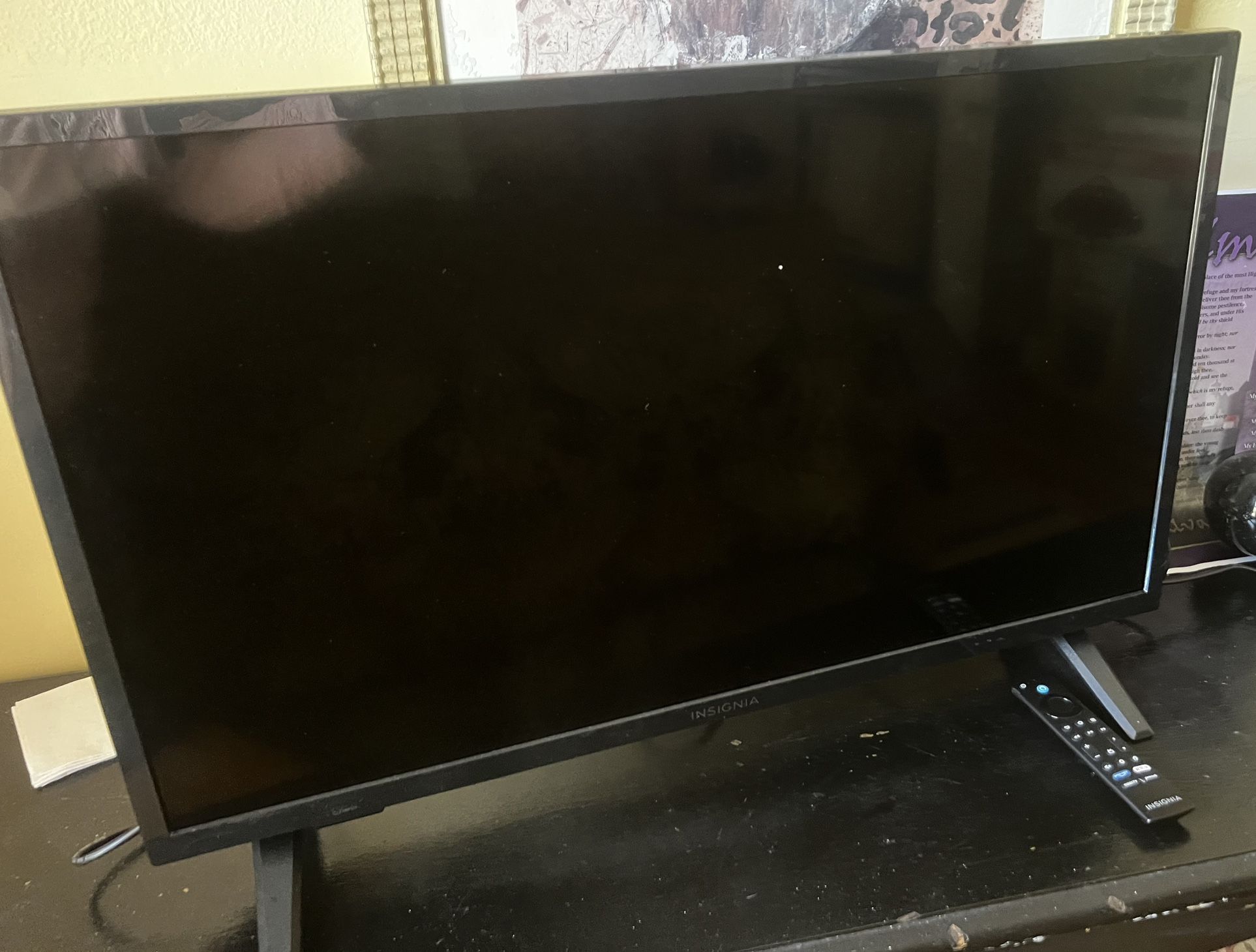 Insignia 29” Fire TV Brand New