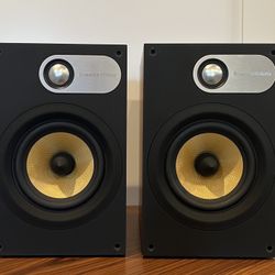 B&W Bowers & Wilkins 686 Bookshelf Speakers
