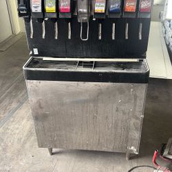 8 Nozzle Soda Fountain Machine Excellent Condition.