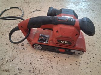 Skil Belt Sander with Pressure Control