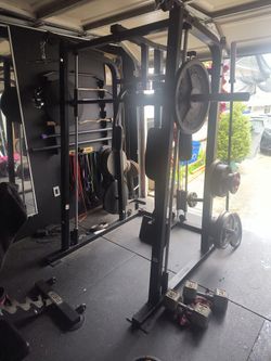 Excersice rack. (No plates)