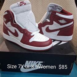 Nike,Reebok,New Balance,Puma,Adidas,UnderArmour