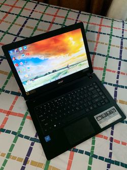 2019 14"inch Intel Celeron Acer Laptop, 4GB RAM, 64GB eMMC, Inbuilt Bluetooth, SD Card Reader And a WebCam. Runs🏃‍♂️Great.