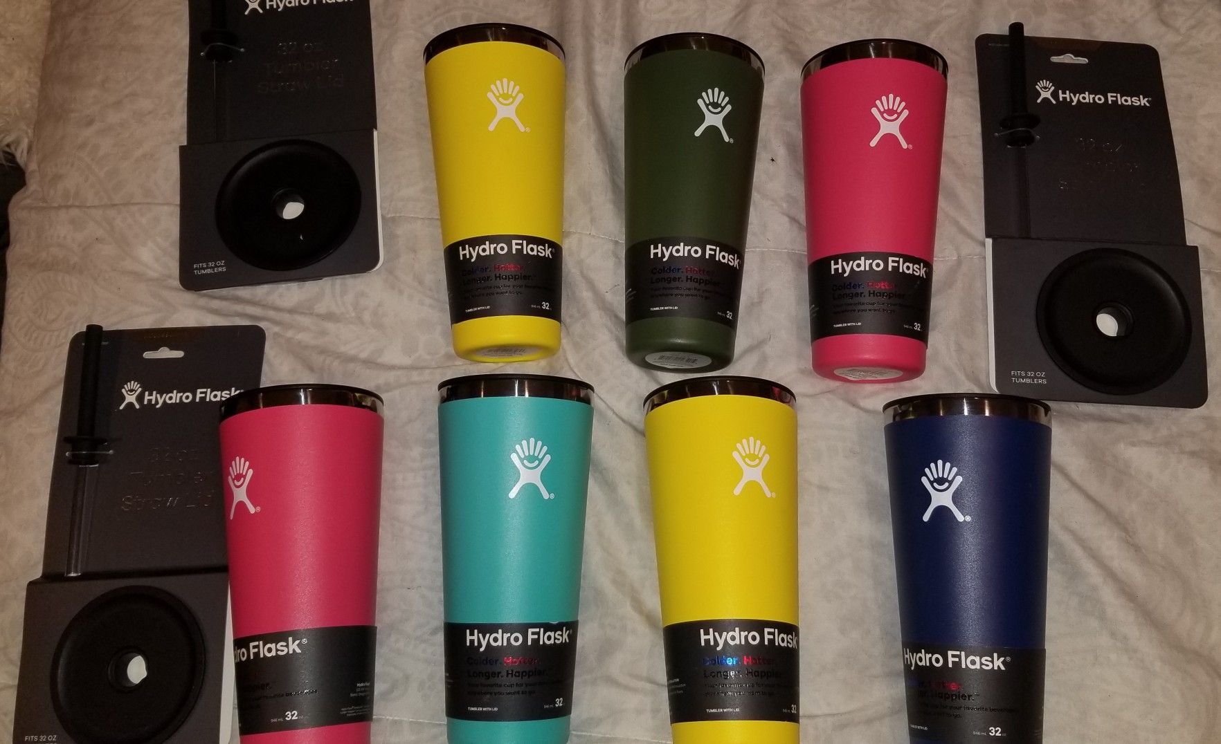 Hydro Flask 32 oz tumblers with lid brand new age