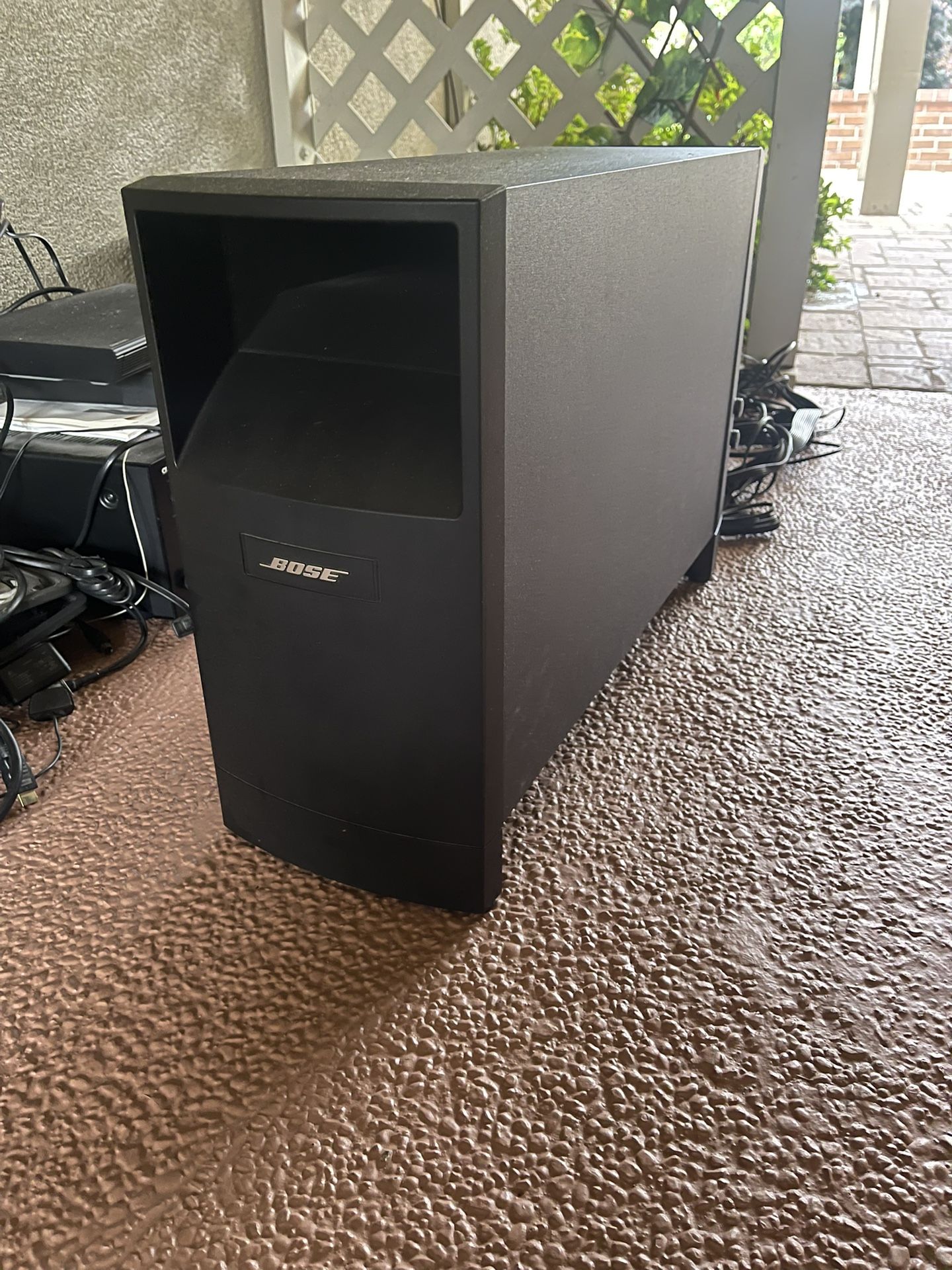 Bose Acoustimass 6 Series V Powered Subwoofer Home Audio