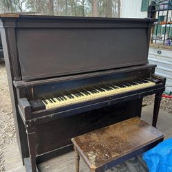 1842 Harmony Piano