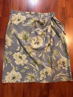 LIZ CLAIBORNE 100% Silk Floral Skirt