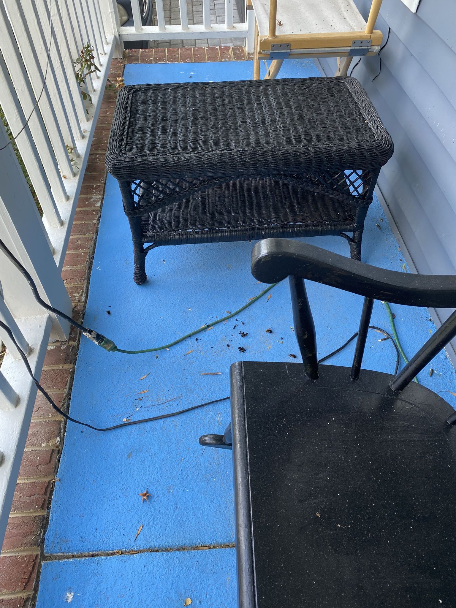 Beautiful Vintage Black Wicker Patio Furniture Coffee Table with Storage Shelf Underneath