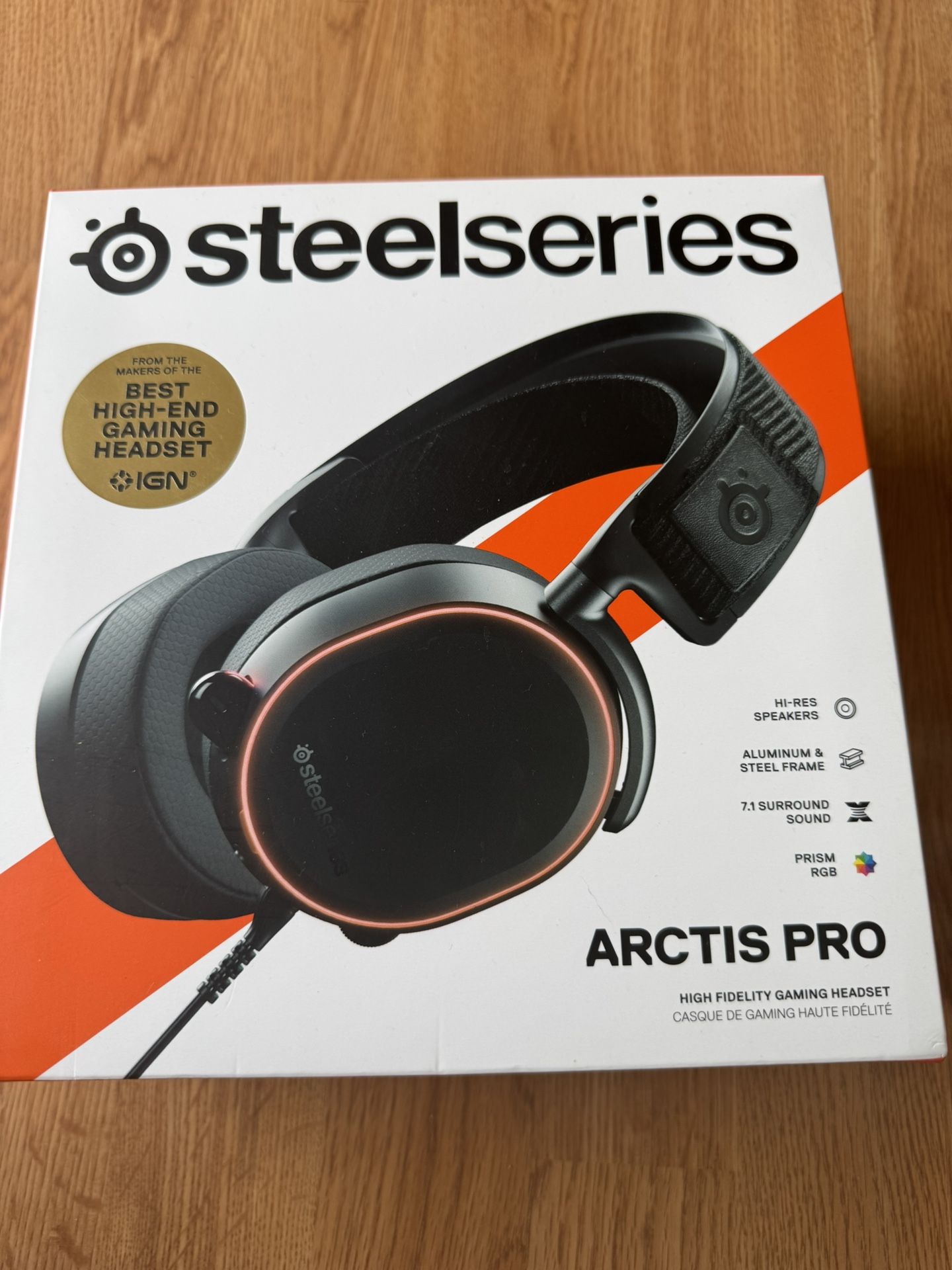 Steel-series Arctic Pro