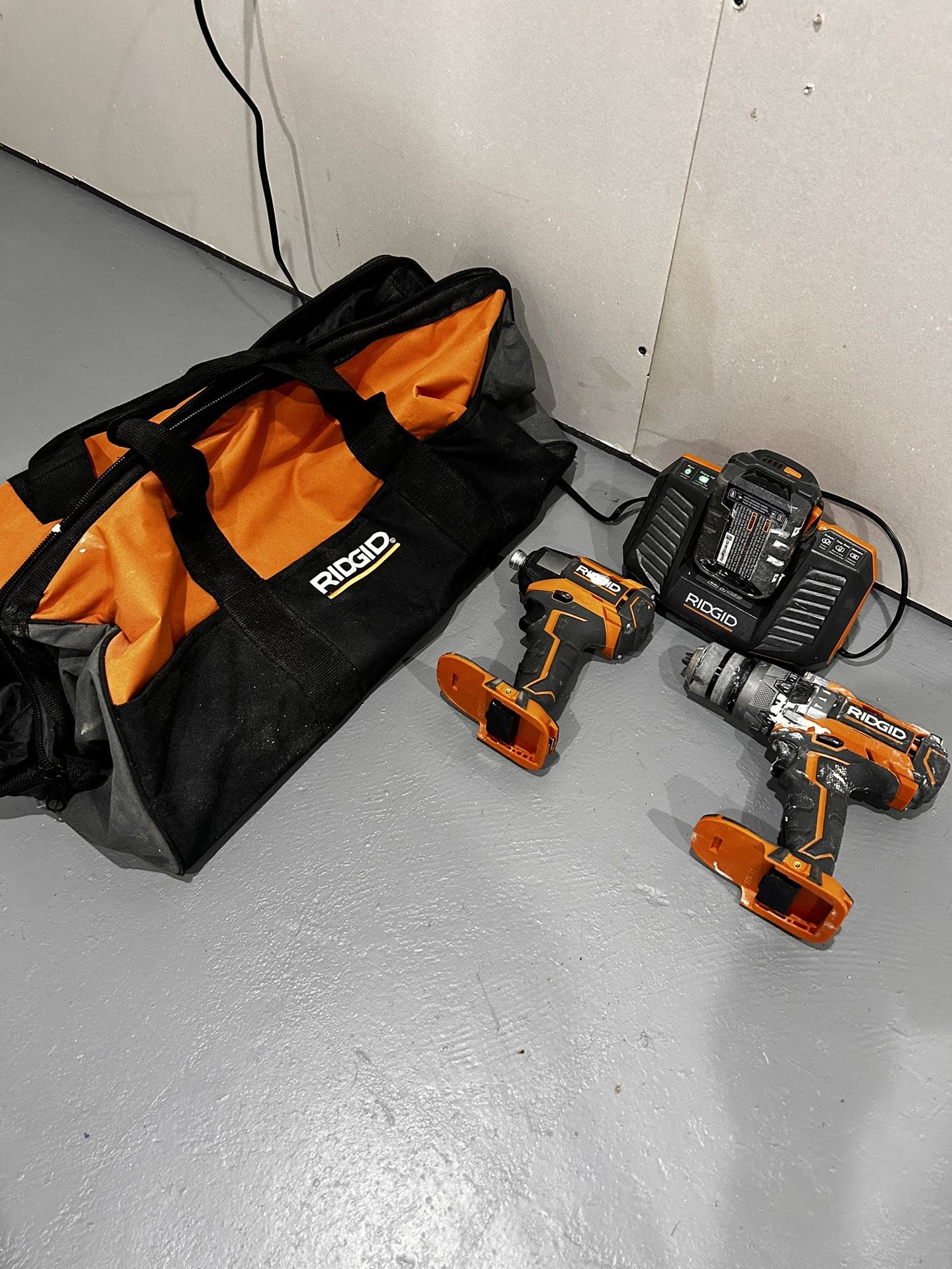 IMPACT , HAMMER DRILL , BATTERY N CHARGER
