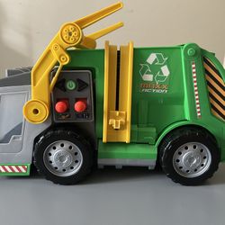 Maxx Action 3-N-1 Maxx Recycler - Toy Garbage Truck With Joystick Controllers