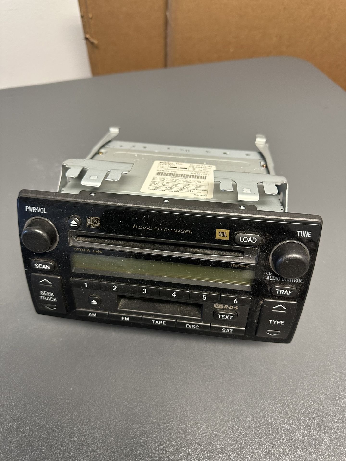 2005 Toyota Camry radio