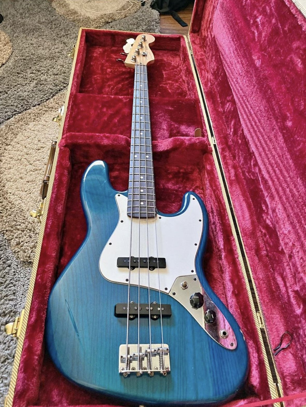 Fender Bass