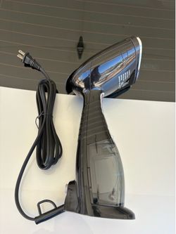 BRAND NEW IN THE BOX This is a Conair GS38RBKWH Turbo ExtremeSteam handheld fabric steamer in black.This model features a 40-second heat-up time and p