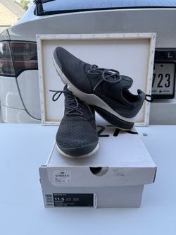 Nike Air Max 270 Size 11.5