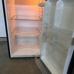 Mini Refrigerator 