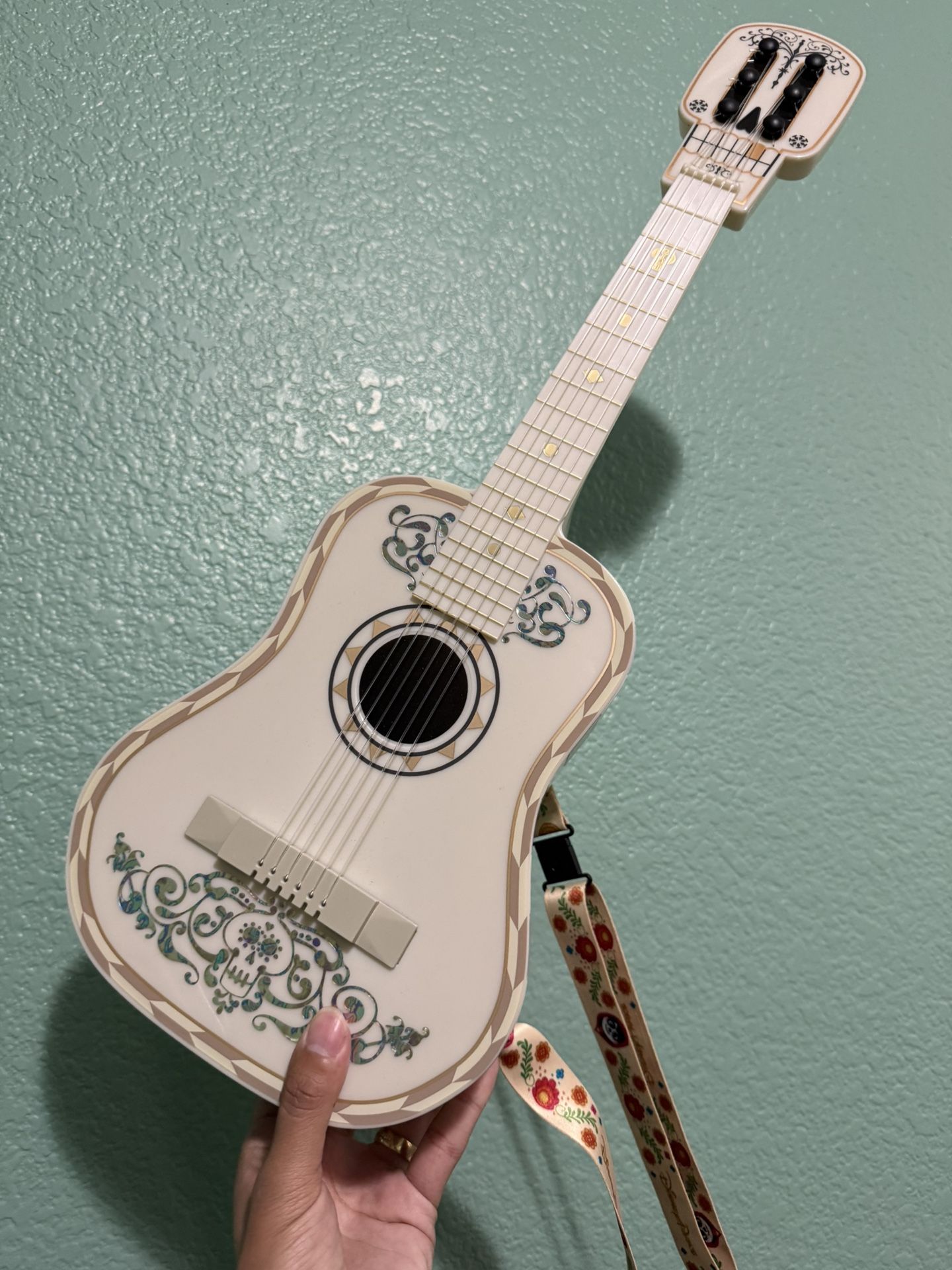 Disneyland Guitar