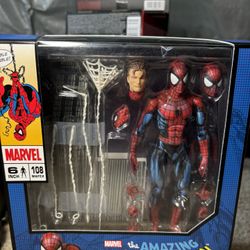 MAFEX THE AMAZING SPIDER-MAN (Comic Paint)