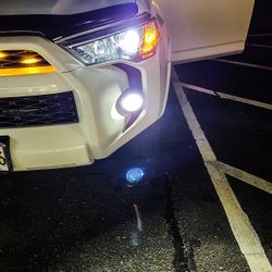 2504 PSX24W LED Fog Light Bulbs 6000K Xenon White 360° Light, Xtreme Super Bright PG20/7 Base Fog Lamps Replacement 5730 33-SMD 