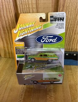 Johnny Lightning 1960 Ford Country Squire Die-Cast