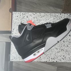 Jordan 4s