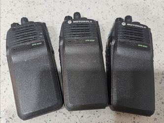 Lot of 3 Motorola XPR6350 XPR 6350  UHF 32 Channel 4 Watt Two Way Radios
