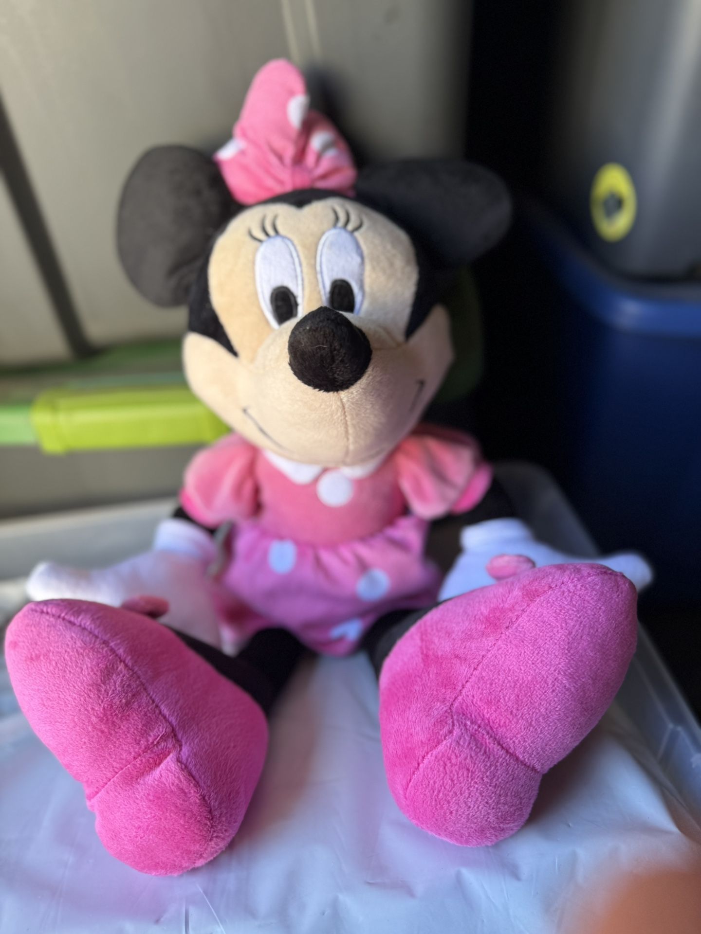 MINNIE MOUSE 26” DOLL (NEW) Disney JuniorJumbo 26-inch Plush Minnie Mouse, Officially Licensed Kids Toys